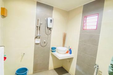 Taman Subang Permata