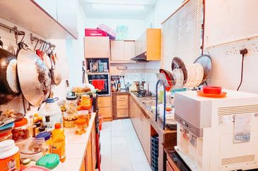 END LOT Double Storey Saujana Damansara, Damansara Damai 