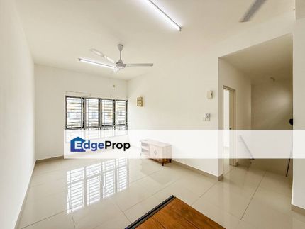  Upper Floor Townhouse, Villa Kesuma, Semenyih, Selangor, Semenyih