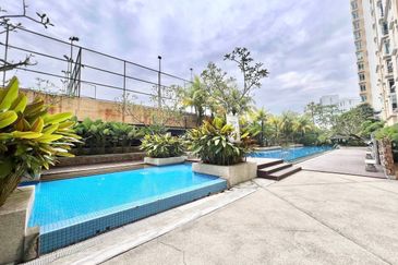 Villa Park Condominium