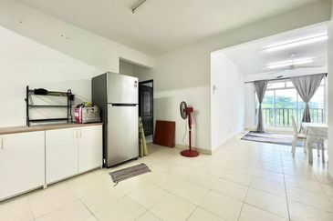 Villa Park Condominium