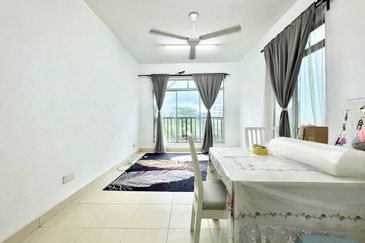 Villa Park Condominium