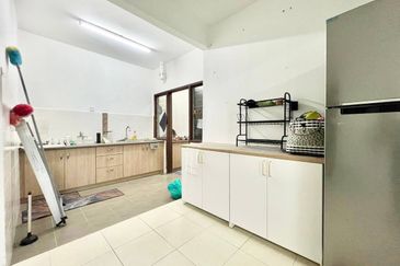 Villa Park Condominium