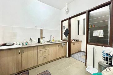 Villa Park Condominium