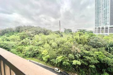 Villa Park Condominium