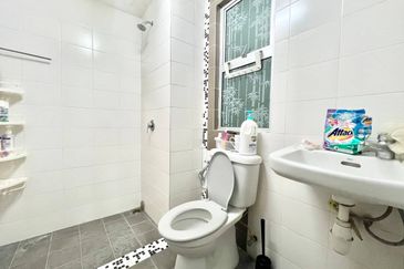 Villa Park Condominium