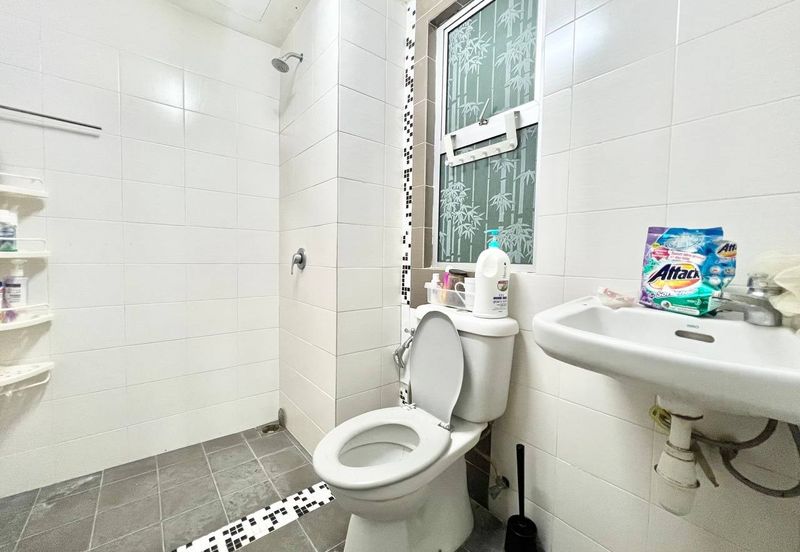 Villa Park Condominium