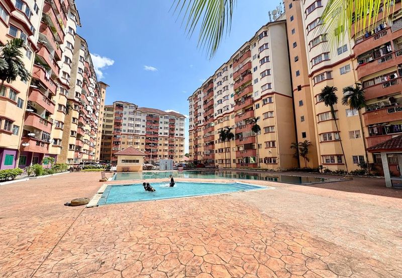 Amazing Height Apartment