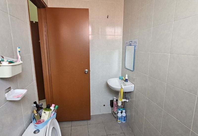 Taman Desa Bestari, Salak Tinggi