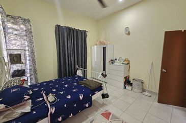 Taman Desa Bestari, Salak Tinggi