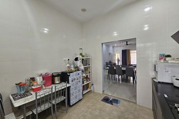 Taman Desa Bestari, Salak Tinggi