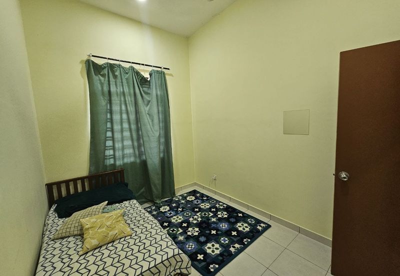 Taman Desa Bestari, Salak Tinggi