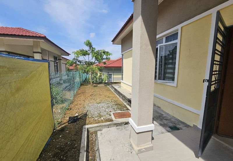 Taman Desa Bestari, Salak Tinggi