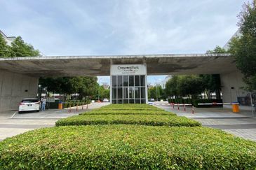 Crescent Park Townvilla