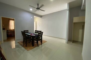 Crescent Park Townvilla