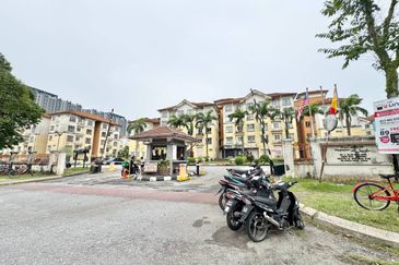 Pangsapuri Seroja Bukit Jelutong