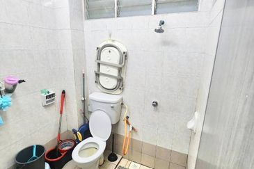 Pangsapuri Seroja Bukit Jelutong