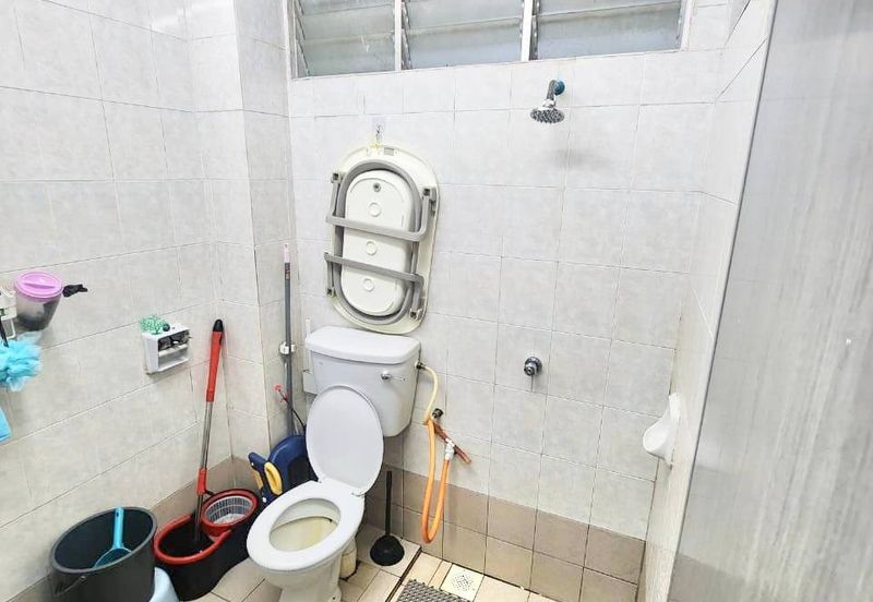 Pangsapuri Seroja Bukit Jelutong