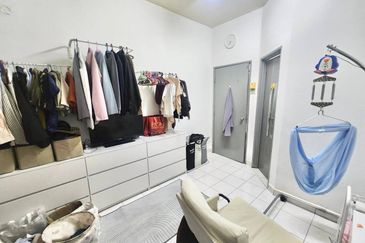 Pangsapuri Seroja Bukit Jelutong