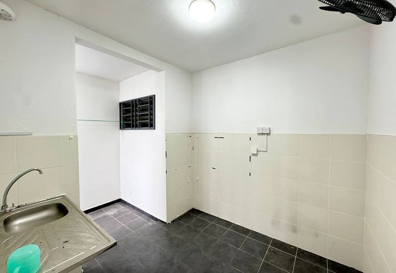 Residensi Laguna Biru 2