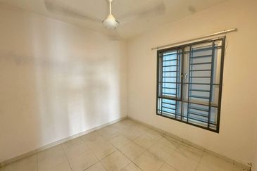 Residensi Laguna Biru 2