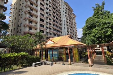 Bayu Tasik Condominium