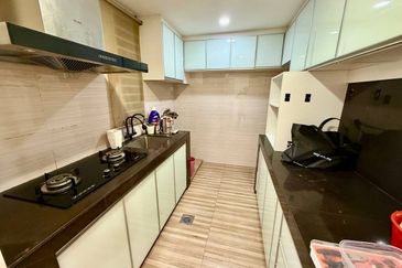 Vista Pinggiran, Taman Pinggiran Putra