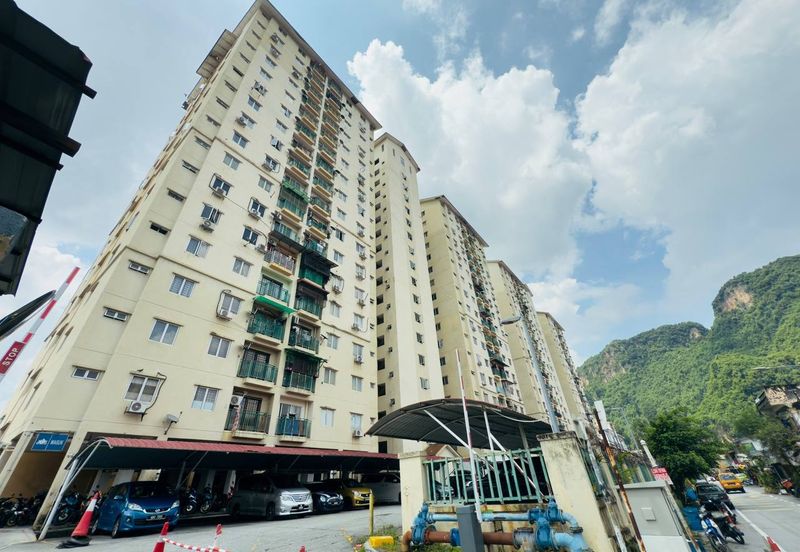 Pangsapuri Saujana, Gombak