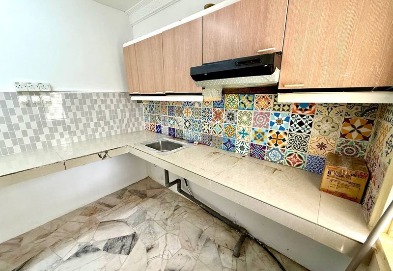 Sri Sentosa Condominium