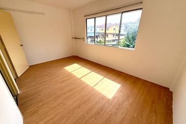 Sri Sentosa Condominium