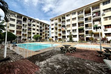 Sri Sentosa Condominium