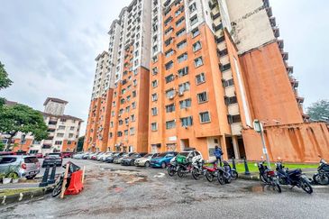 Pangsapuri Putra Damai