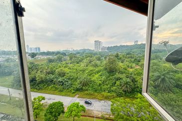 Pangsapuri Putra Damai