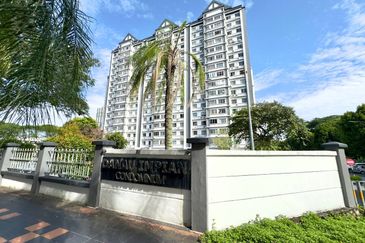 Danau Impian Condominium