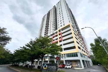 Ascotte Boulevard Condominium
