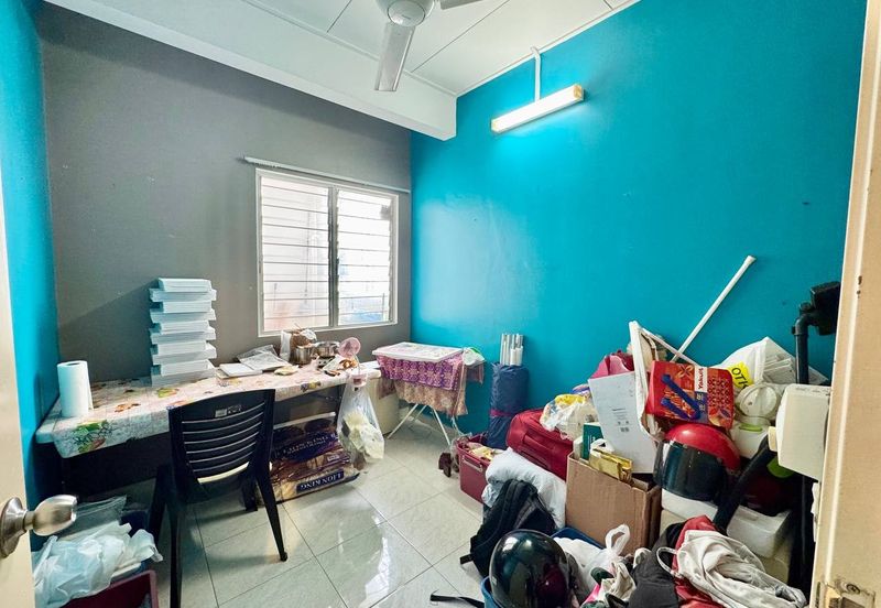 Akasia Apartment ( Setia Alam )