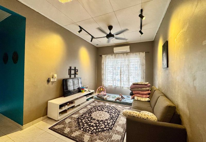 Akasia Apartment ( Setia Alam )