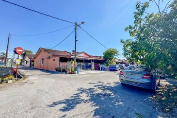 Taman Dato Hormat, Telok Panglima Garang