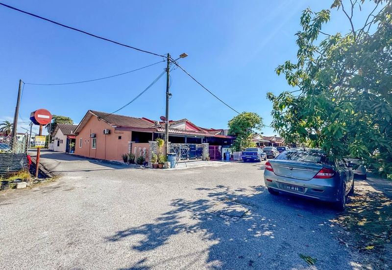 Taman Dato Hormat, Telok Panglima Garang