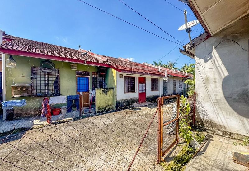 Taman Dato Hormat, Telok Panglima Garang