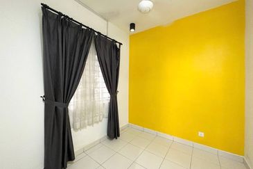 D'Camelia Court Nilai Impian
