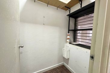 D'Camelia Court Nilai Impian