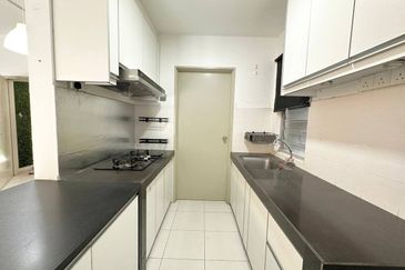 D'Camelia Court Nilai Impian