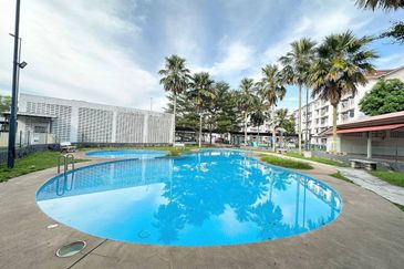 D'Camelia Court Nilai Impian