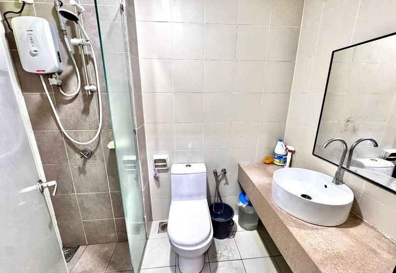 Avenue 2, Lake Valley