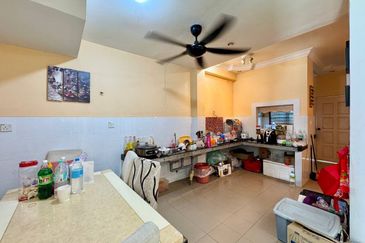 Jalan Cakera Purnama 12/14