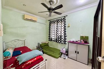 Jalan Cakera Purnama 12/14