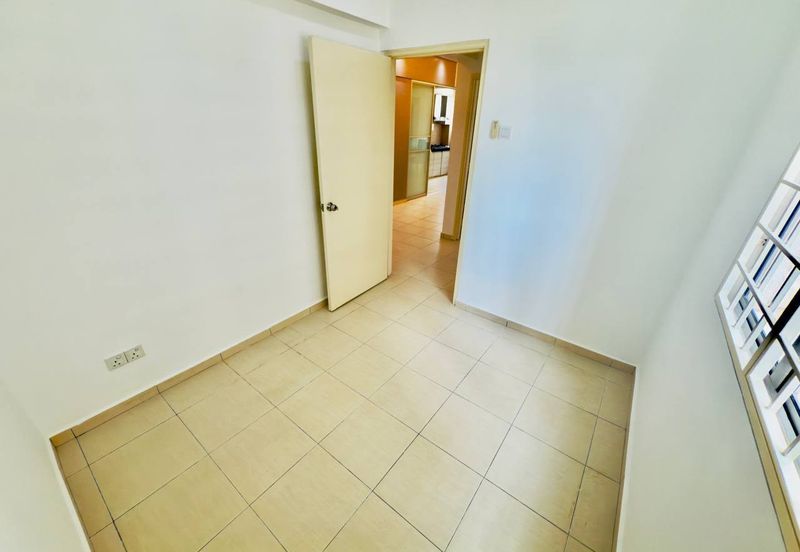 Beverly Tower @ Plaza Medan Putra