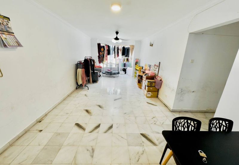 Endah Regal Condominium