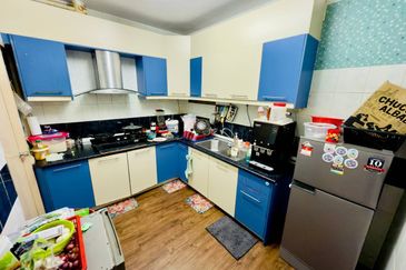 Endah Regal Condominium